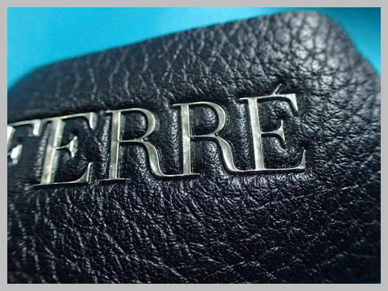 apparel labels