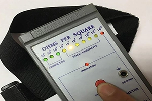 What way to identify the quality of Velcro
