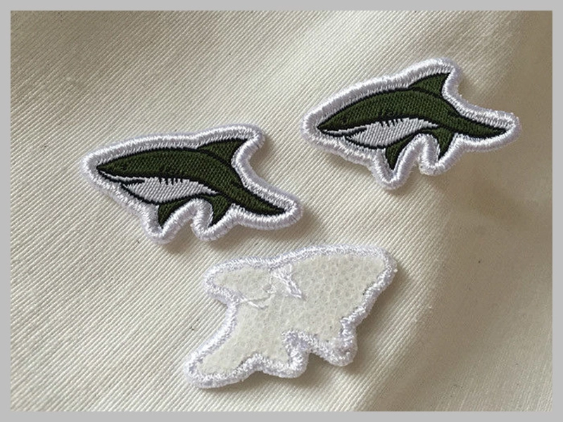Flower Iron-On Decorative Embroidered Applique Patches Thumb