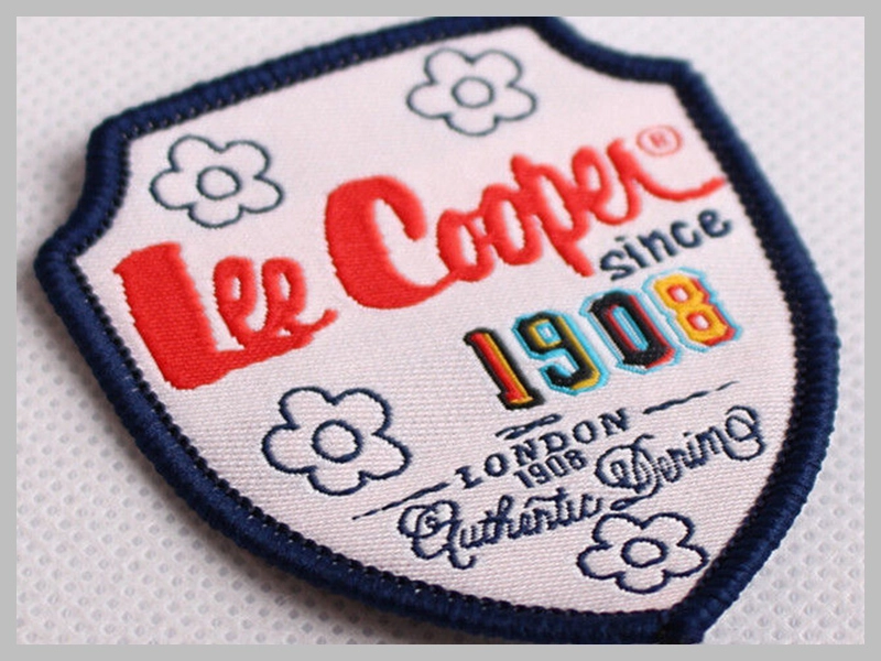 Custom Embroidered Military Beret Cap Badge Thumb