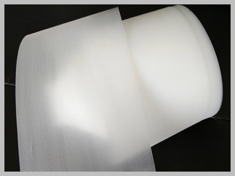 Ultra-Thin Injection Hook for Diapers