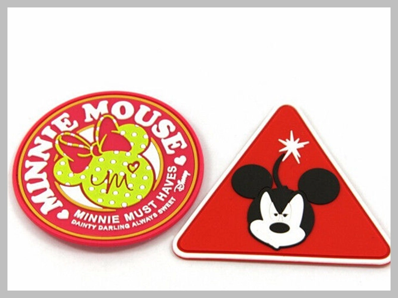Colored Embossed Rubber Badge for Garments
