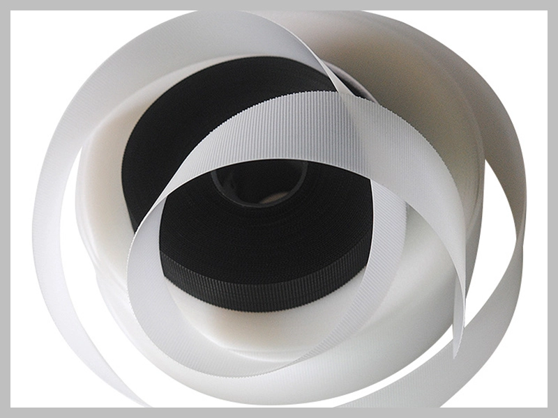 White Non-Fluorescent Nylon Injection Hook Thumb